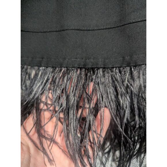 Elliatt Womens Off Shoulder Feather Trim Bodycon Dress Small Black Cocktail - Picture 4 of 12